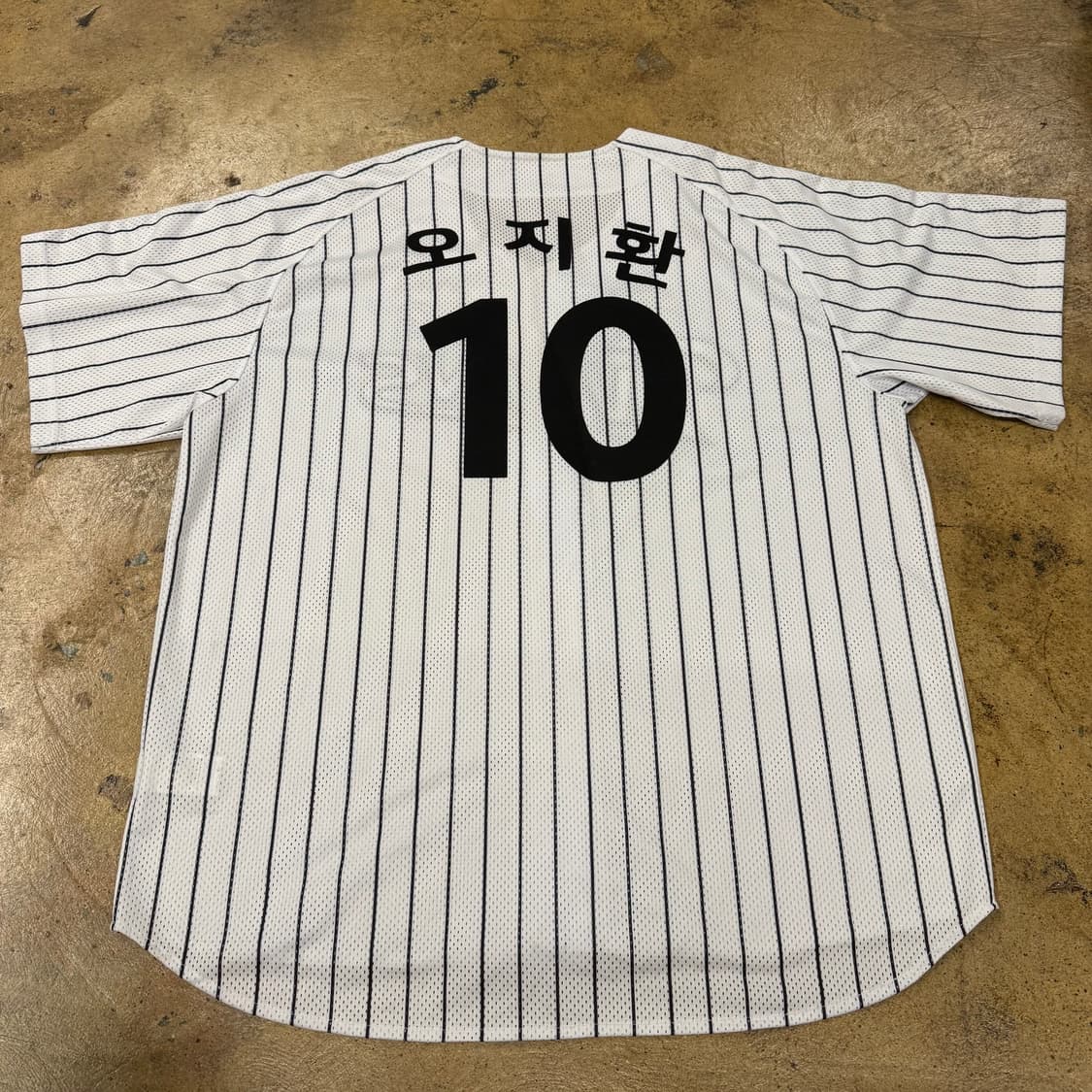 [120,4XL] LG 트윈스 스트라이프 10 오지환 마킹 유니폼 b10 상품이미지3