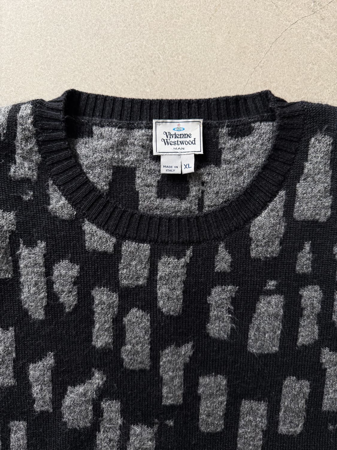 Vivienne Westwood Men's Mohair Sweater 상품이미지2