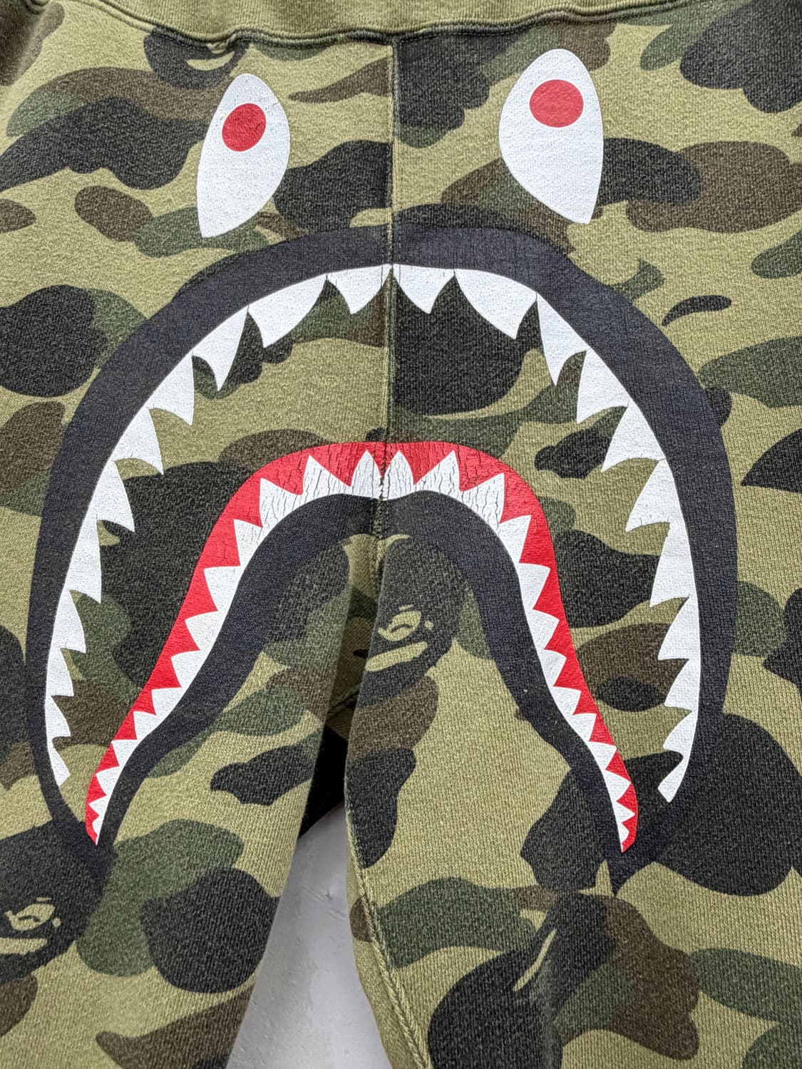 Bape 샤크 스웻 조거 팬츠 상품이미지3