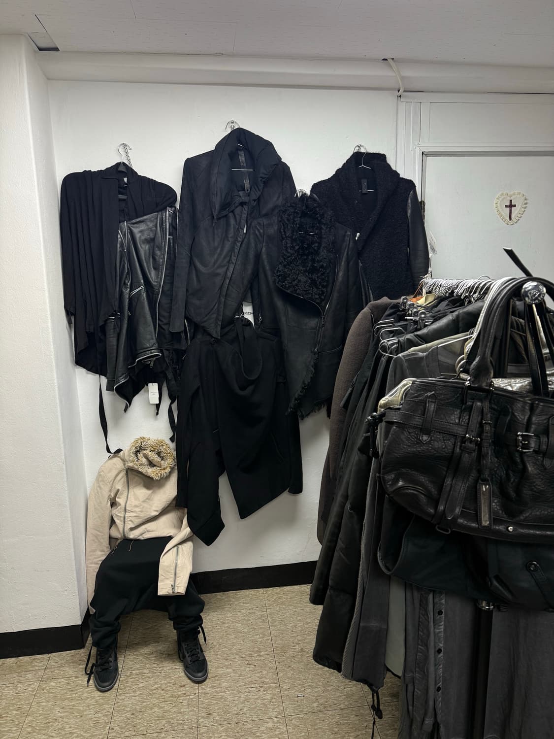 크리스마스 및 연말 세일 / 방문 예약 공지 상품이미지2