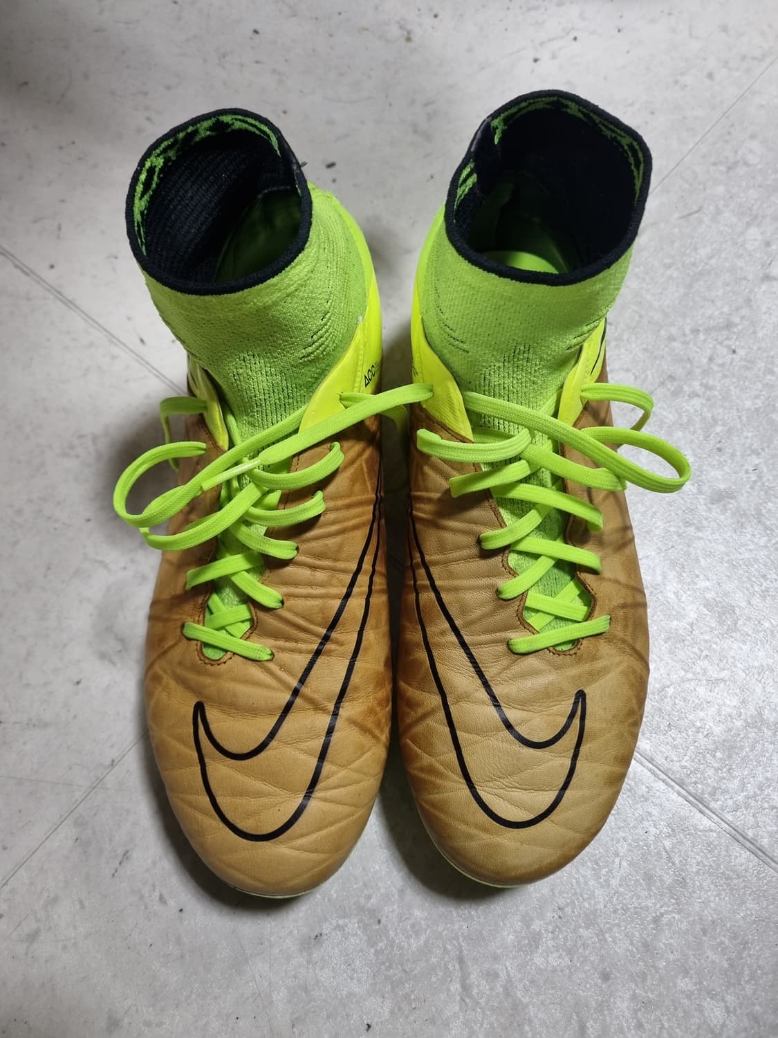 나이키 하이퍼베놈 팬텀2 축구화  상품이미지1