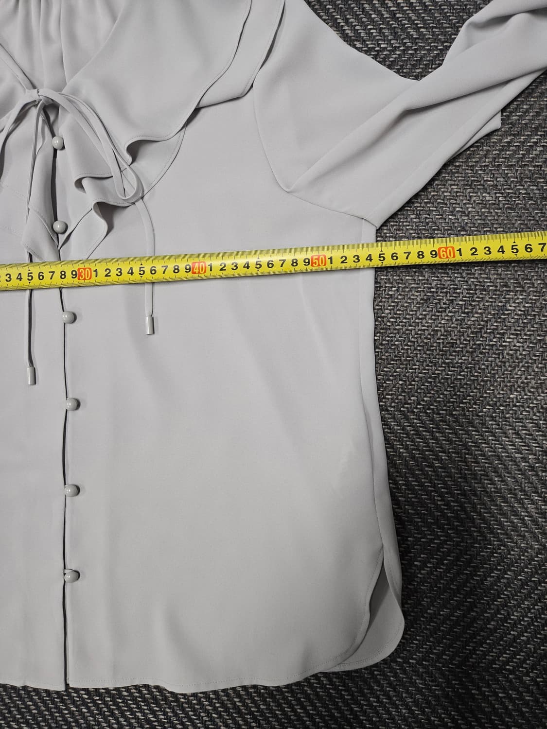 씨씨콜렉트 25ss 이중 러플 카라넥 블라우스 상품이미지6