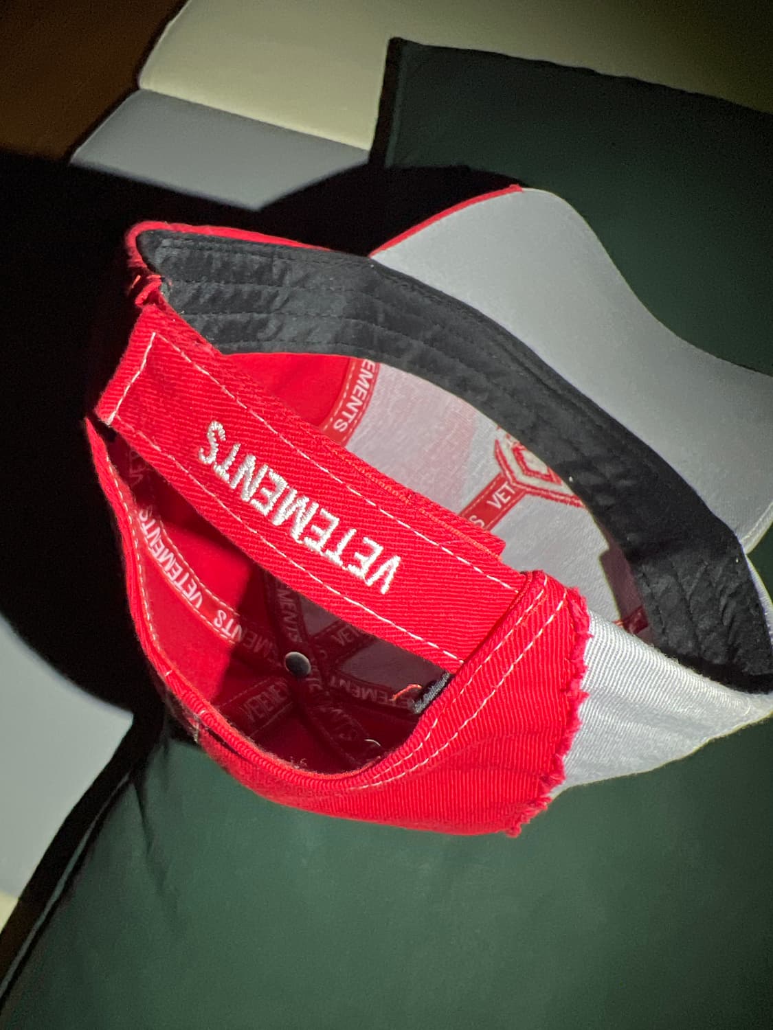 베트멍x엄브로 캡모자 Vetements × Umbro cap 상품이미지3