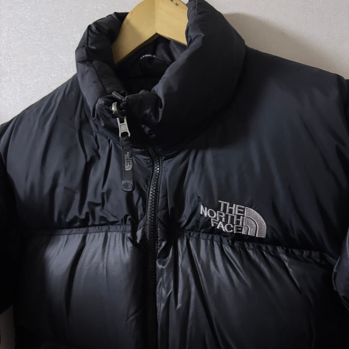 노스페이스 눕시 다운 패딩 점퍼 95 (남성 100정도) 상품이미지2