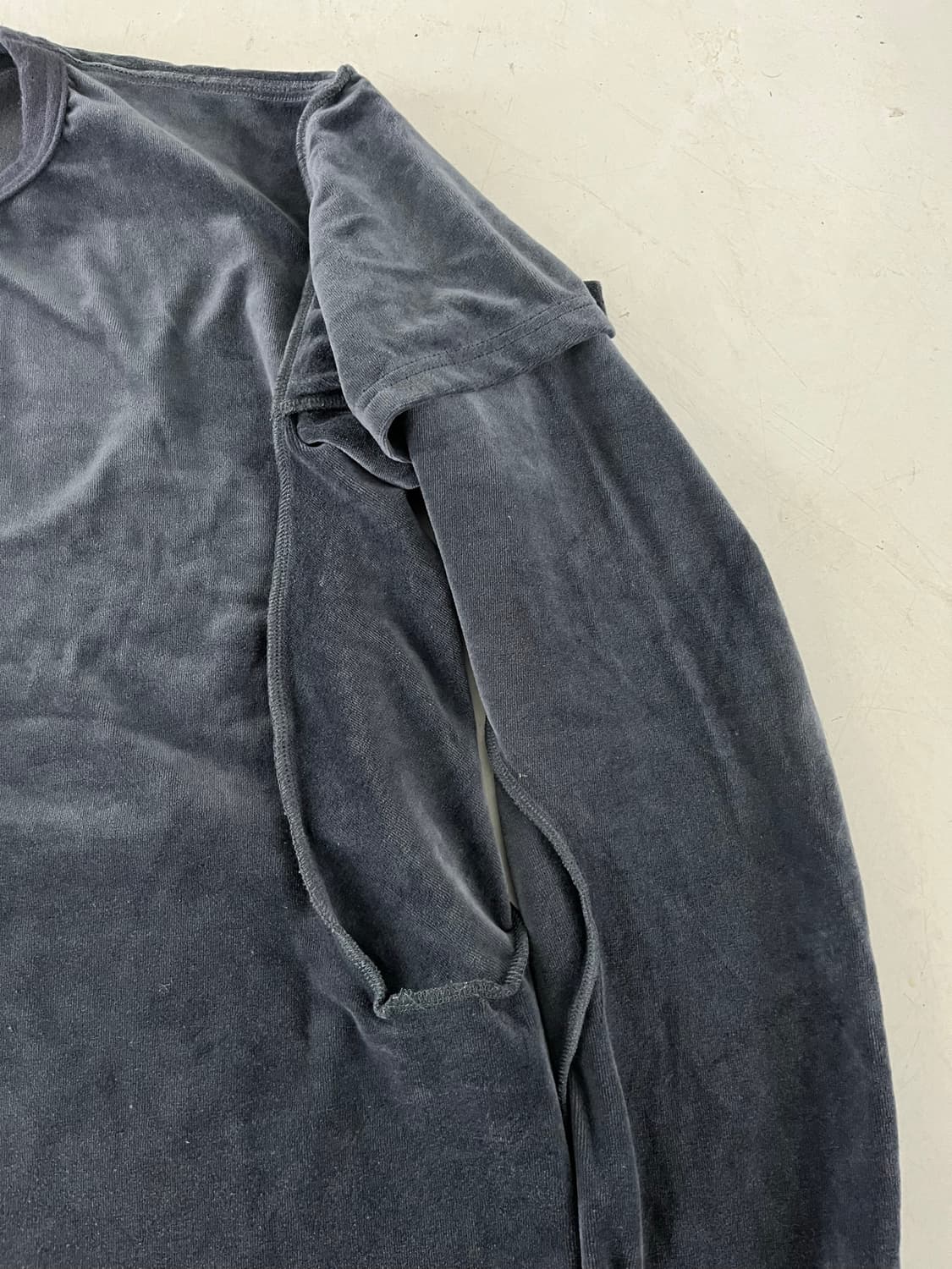 네버포겟 더블 레이어드 벨루어 롱슬리브 상품이미지3