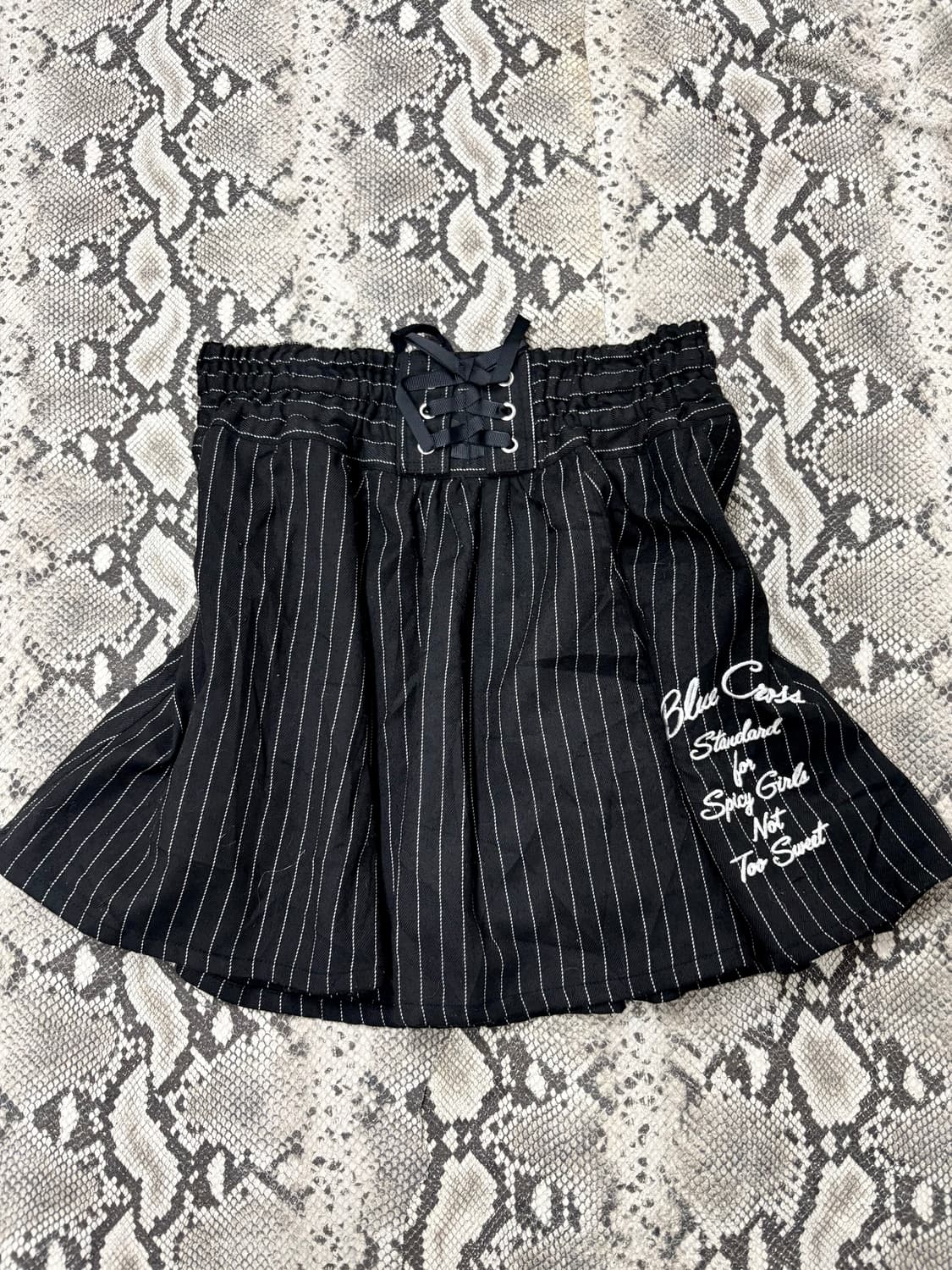 “Vintage” Stripe Lace Detail Skirts 상품이미지1
