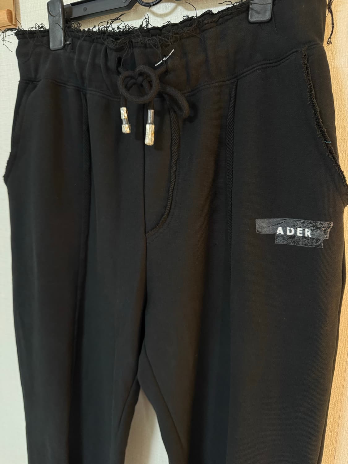 [A4]아더에러 덕트 테이프 스웻팬츠 블랙 상품이미지2