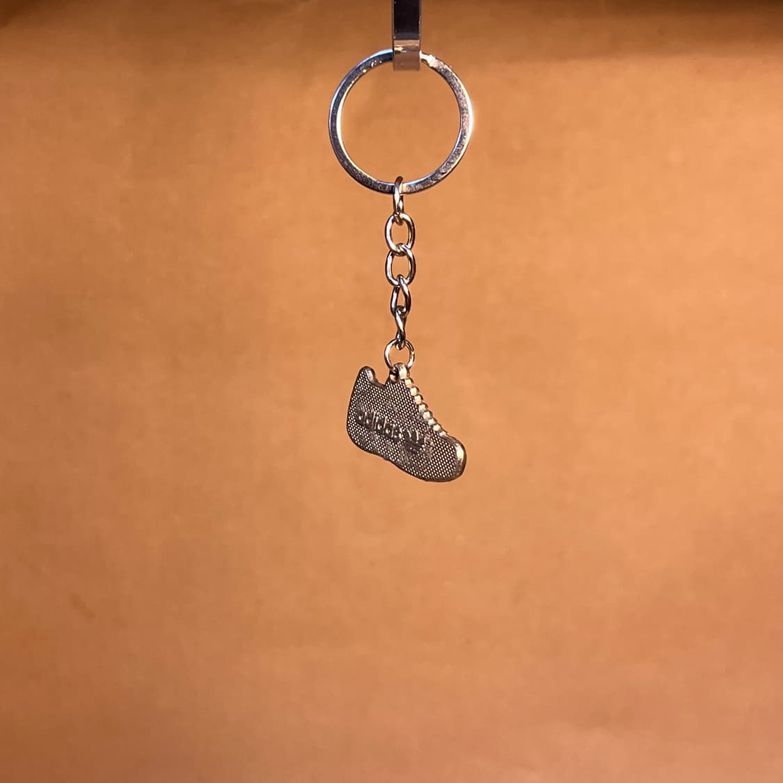 빈티지 아디다스 메탈 스니커즈 키링 상품이미지2