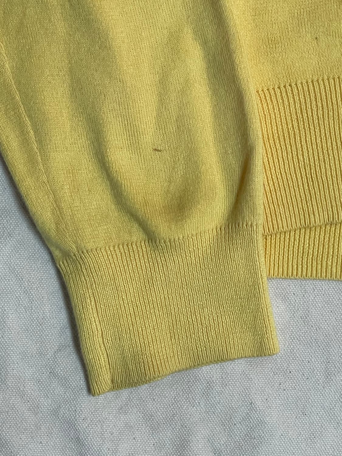 폴로 브이넥 니트 상품이미지5