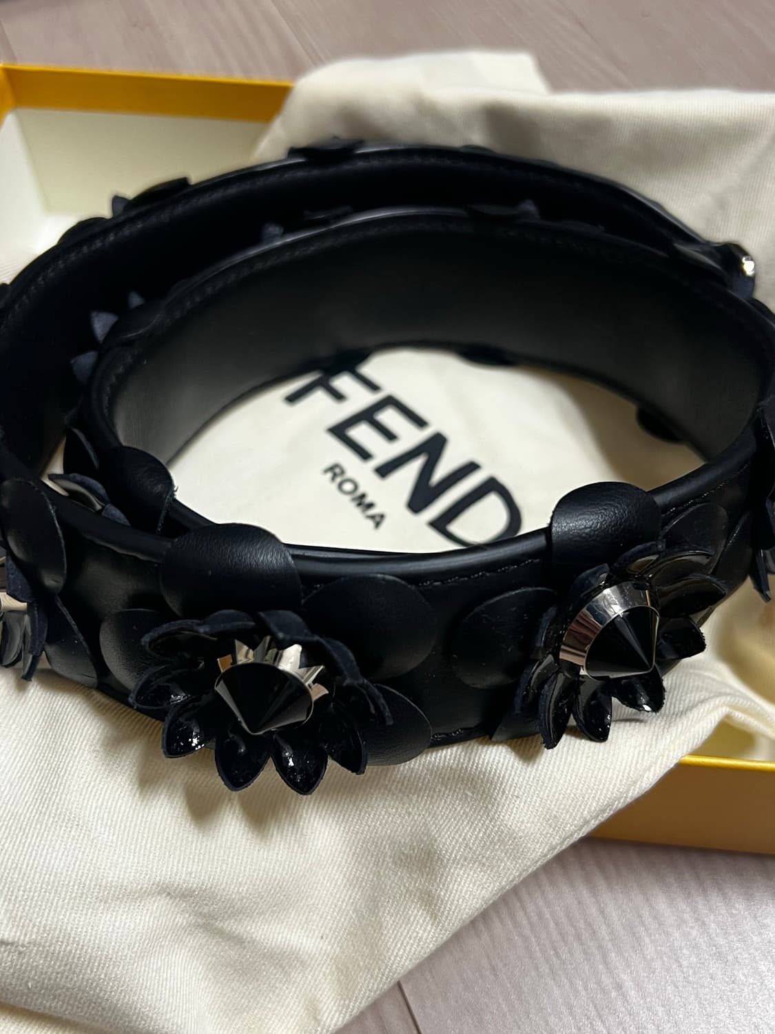 펜디 FENDI 칸아이 미디움 + 펜디 가방 스트랩 상품이미지6