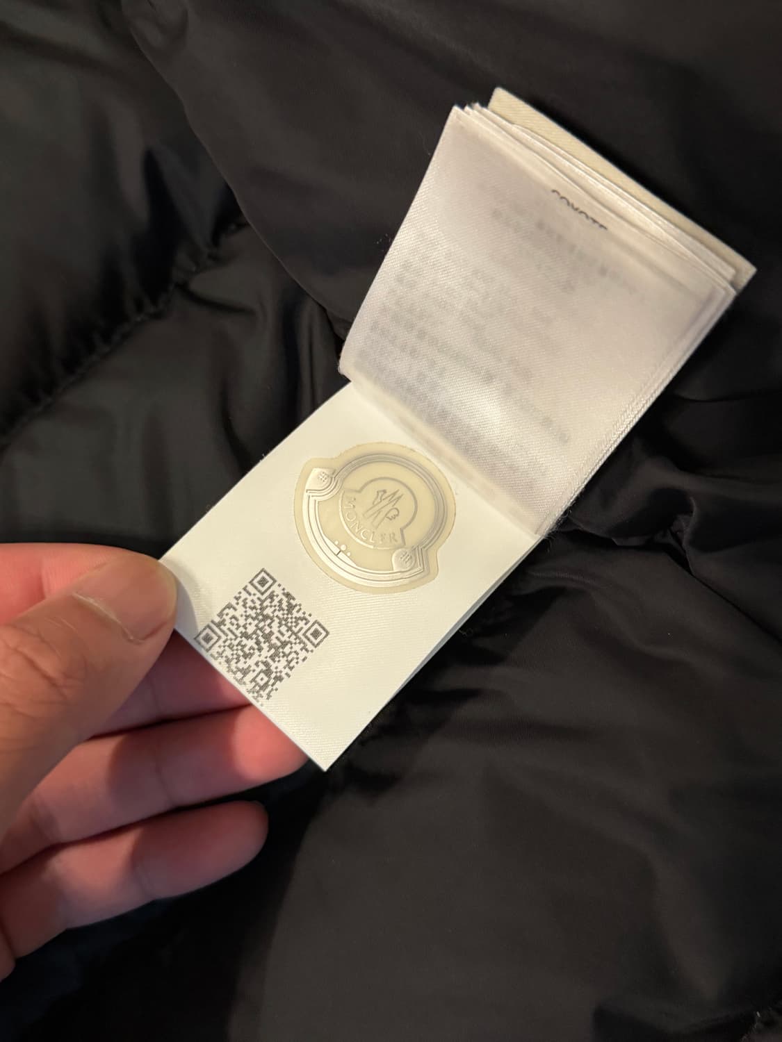 {당일 발송/4size} 몽클레어 클루니 Cluny 블랙 패딩 (리얼퍼) 상품이미지8