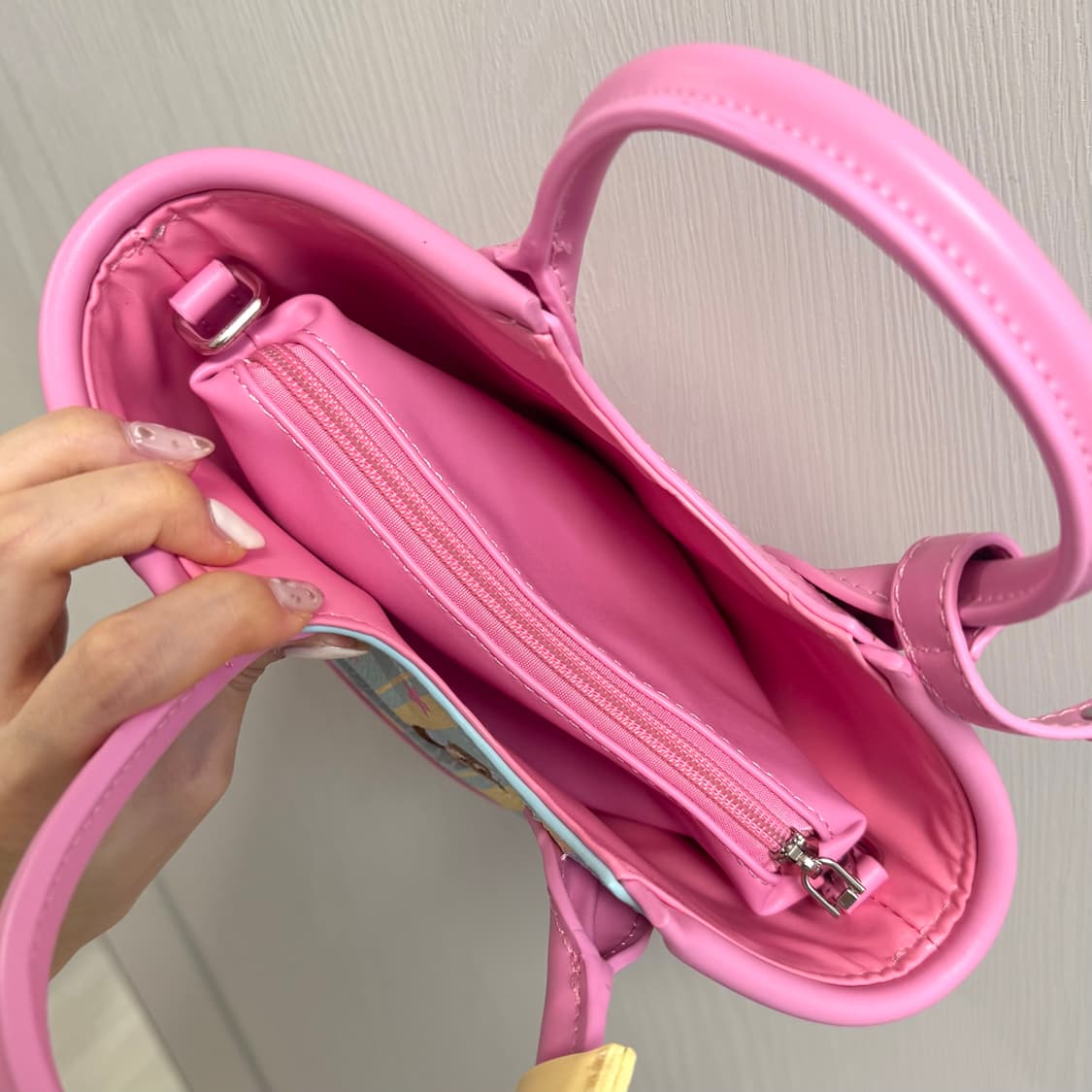 toutou 닥스훈트 자수 미니백 상품이미지3