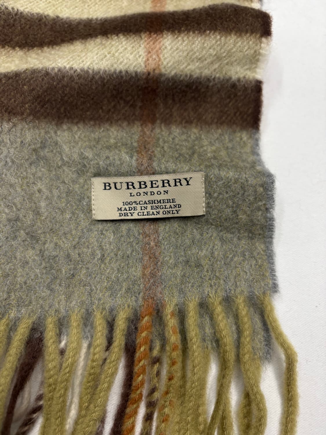 정품 Burberry 버버리 캐시미어 올리브 머플러 목도리 상품이미지5
