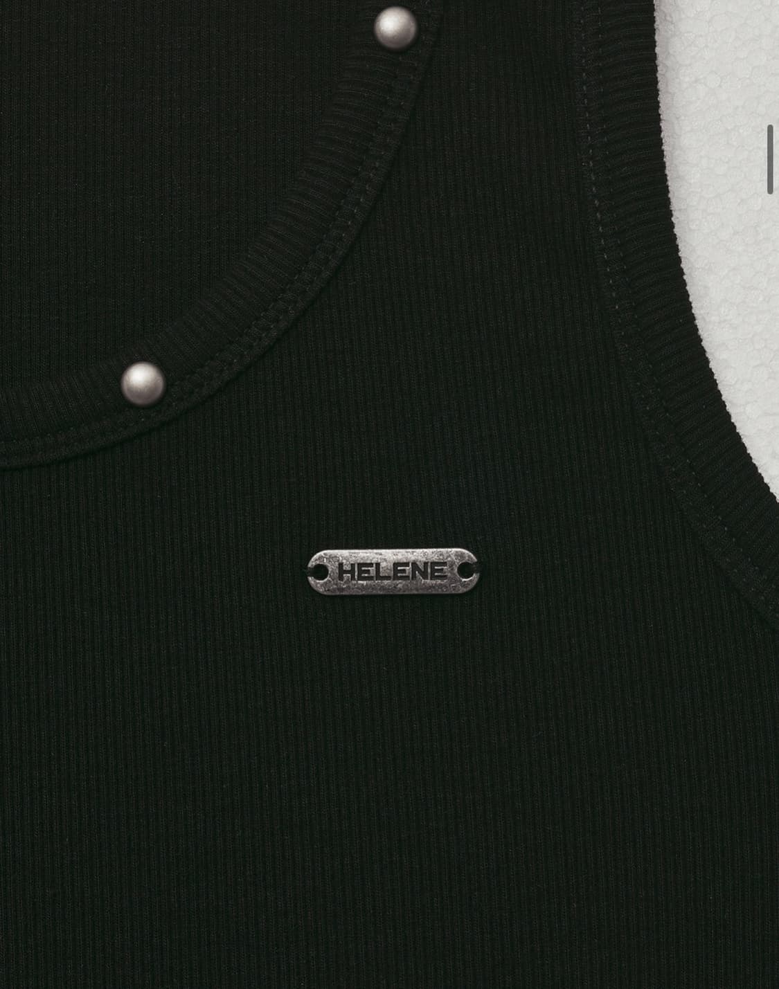 헬레네파리스 레인지 스터드 루즈 핏 슬리브리스 [블랙]  상품이미지3