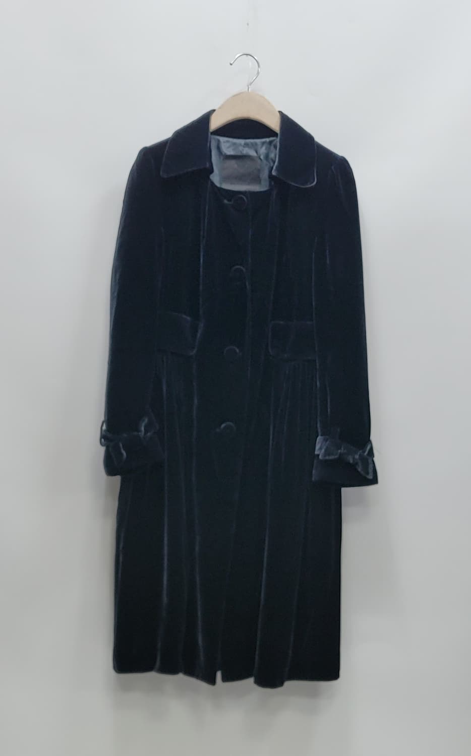 OBZEE 오브제 벨벳 원피스 코트 / 여 85-96-160 블랙네이비
 상품이미지1