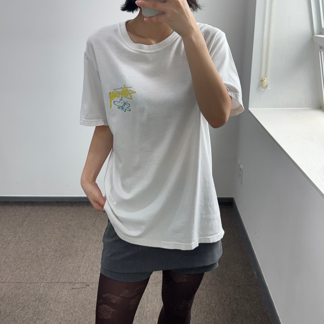 Stussy 스투시 백 프린팅 화이트 반팔 상품이미지1
