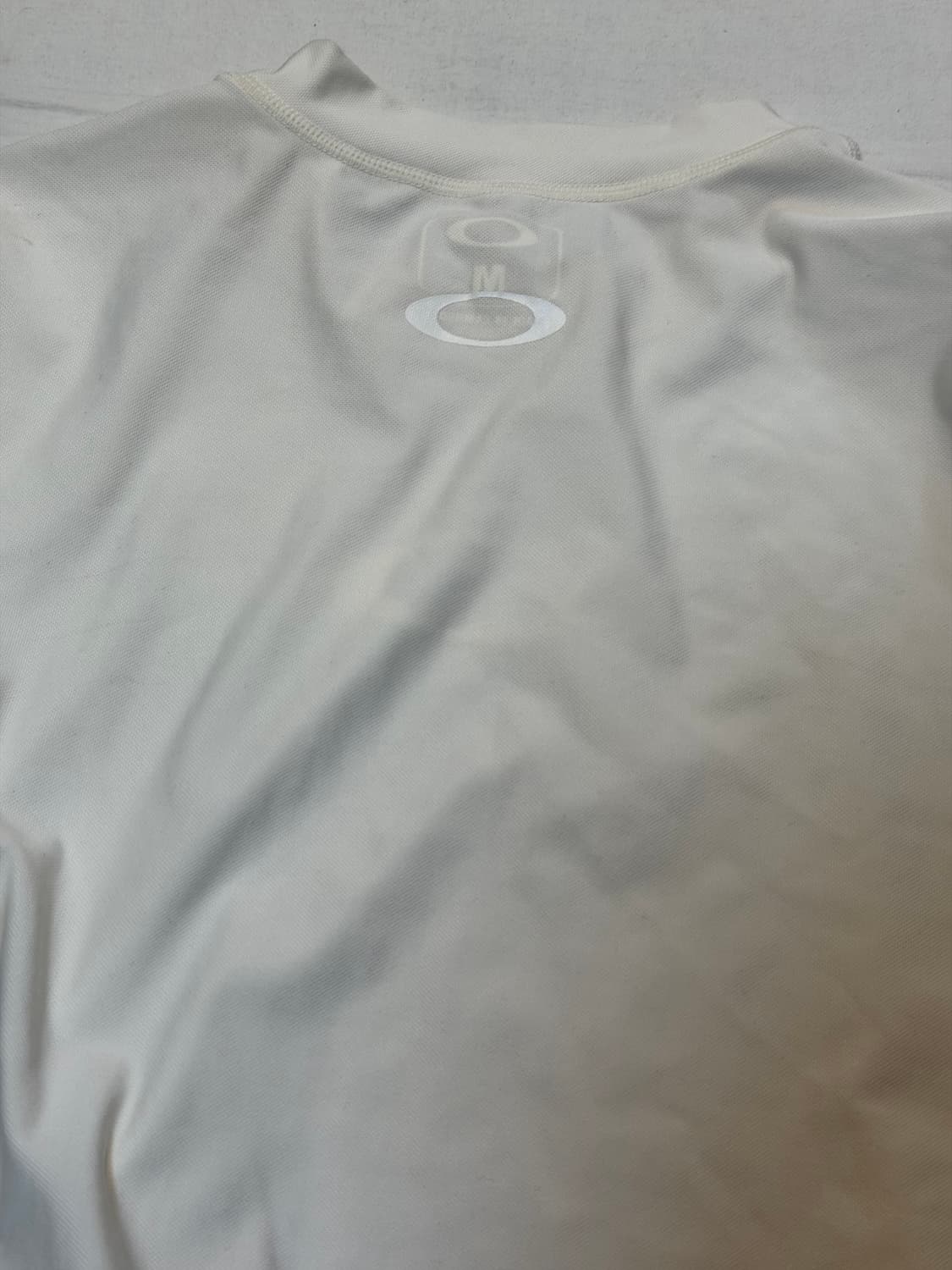 오클리 센터로고 기능성 티셔츠 화이트 상품이미지3