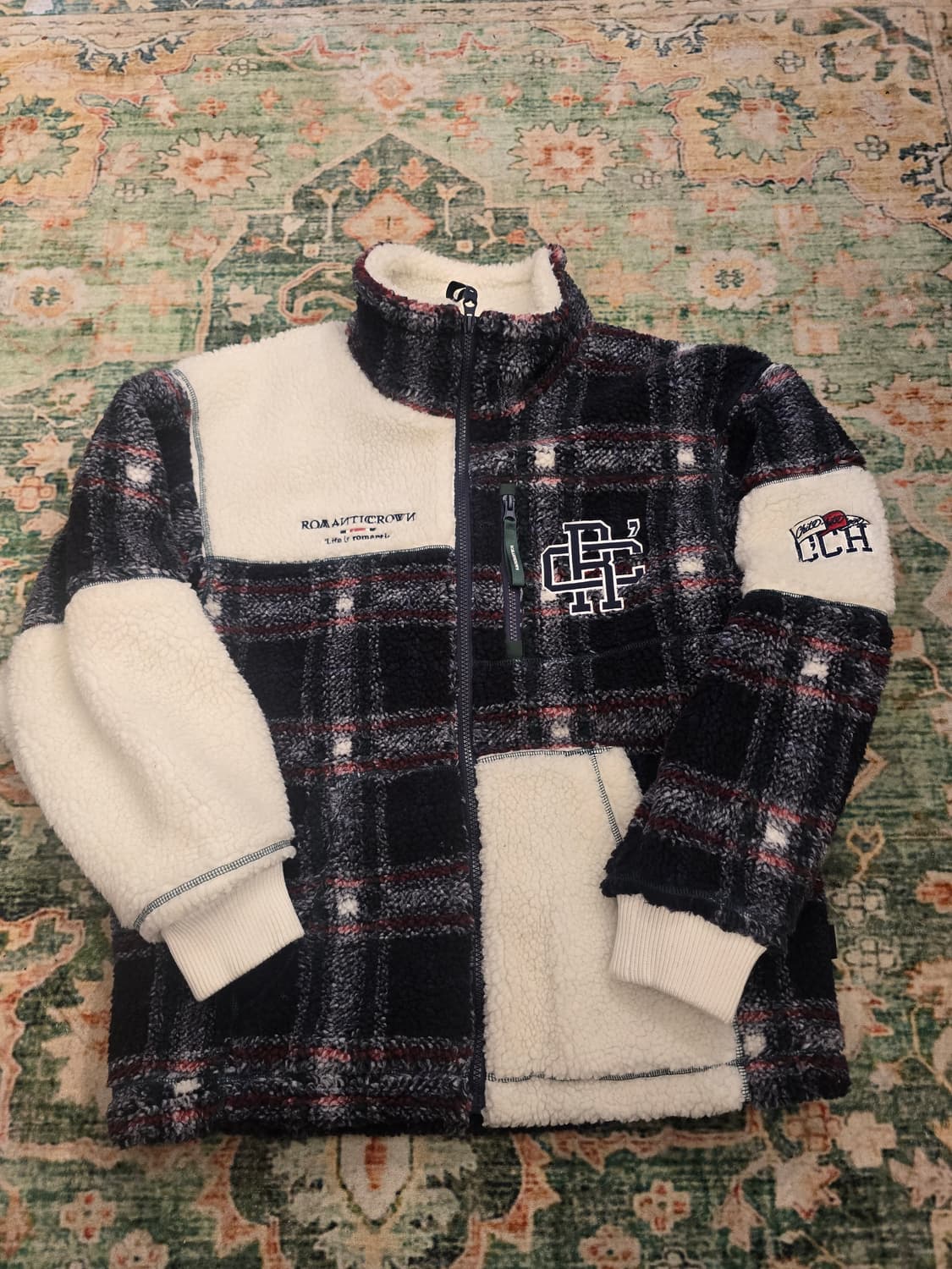 로맨틱크라운 
체크 플리스 자켓  상품이미지7