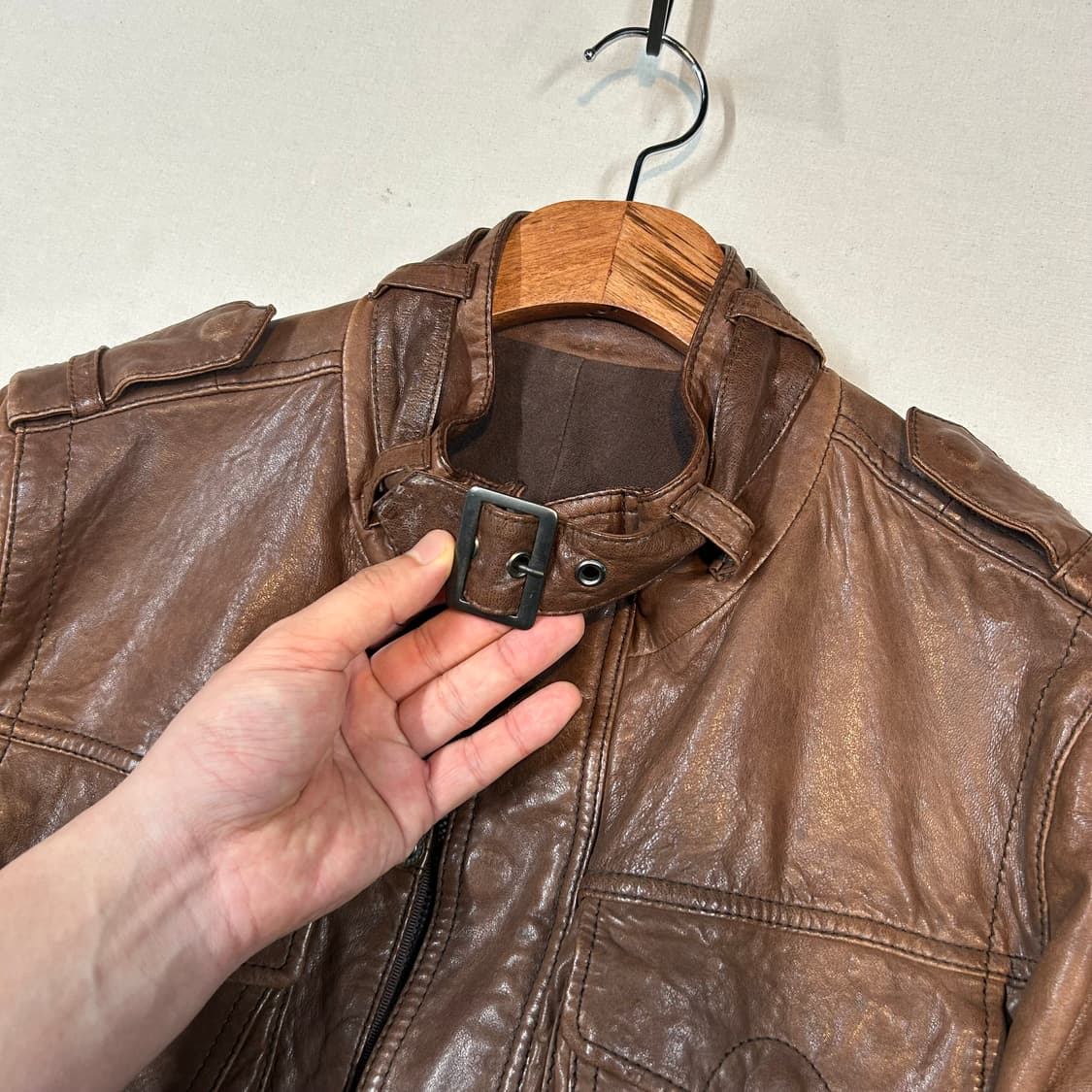 M) 크리스 크리스티 테크니컬 멀티 포켓 베지터블 양가죽 자켓 상품이미지4