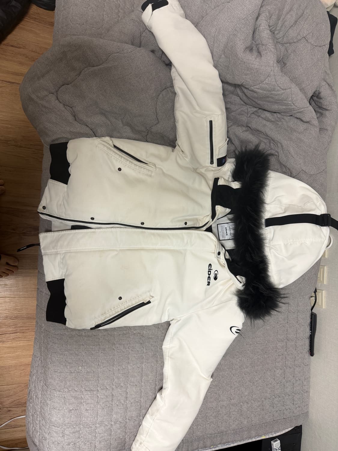 Eider Short White Padding XL 상품이미지1