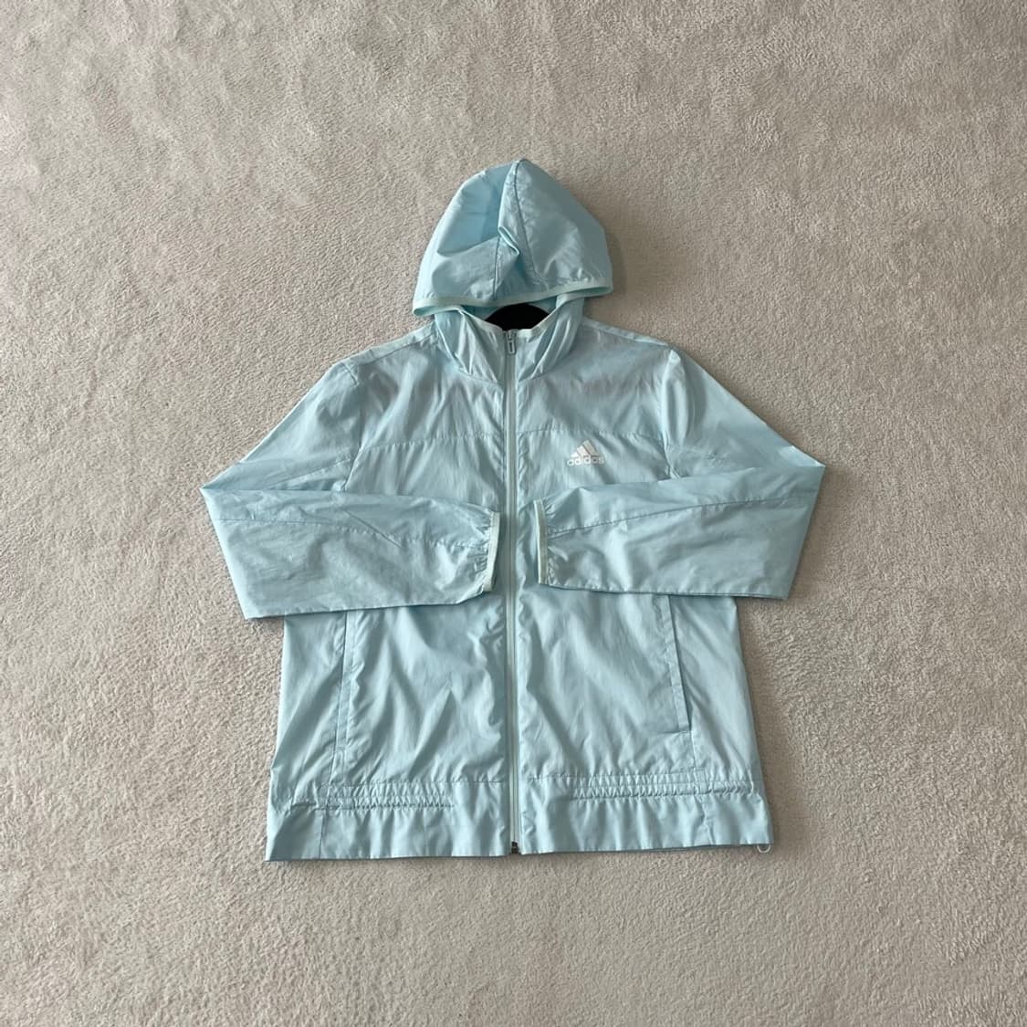 S 아디다스 여성 윈드 경량 바람막이 러닝 백로고 하늘색 상품이미지1