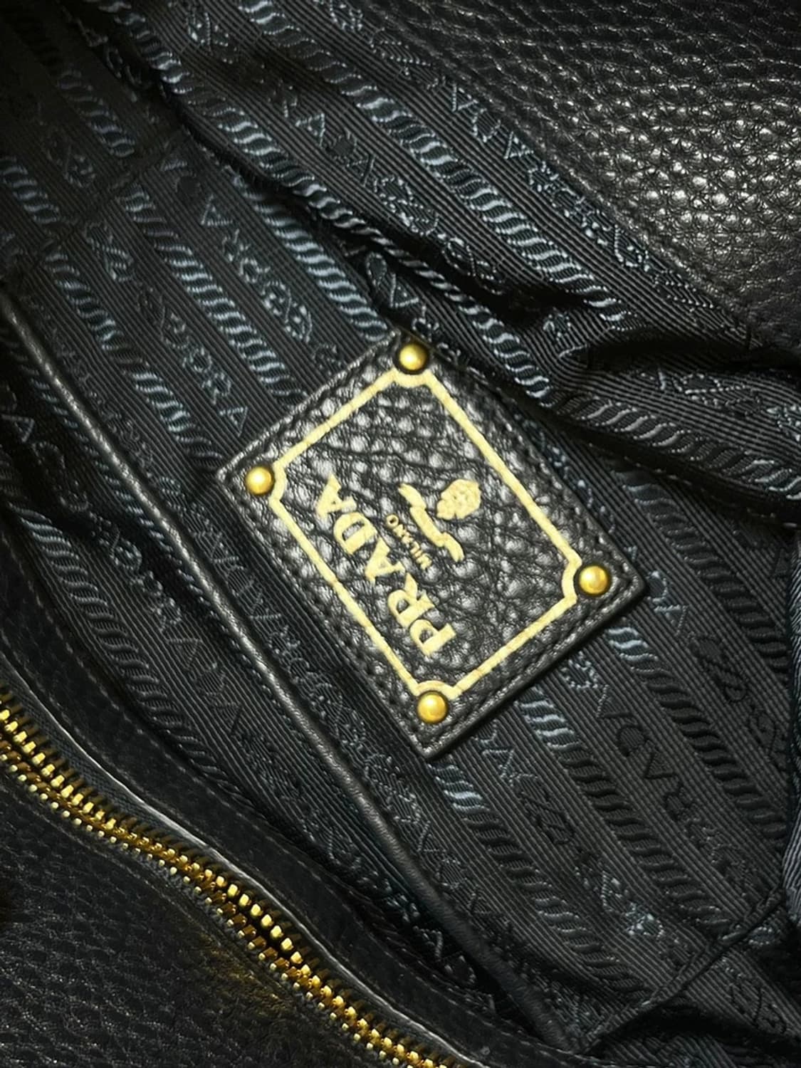 프라다 PRADA 테수토 가죽 트리밍 투웨이 토트백 A1660 상품이미지10