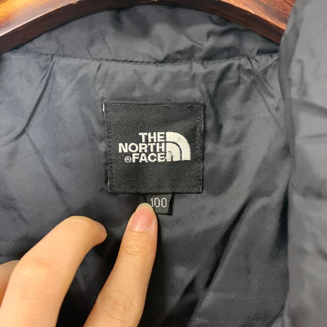 노스페이스 퀼팅 윈드 경량 패딩 상품이미지8