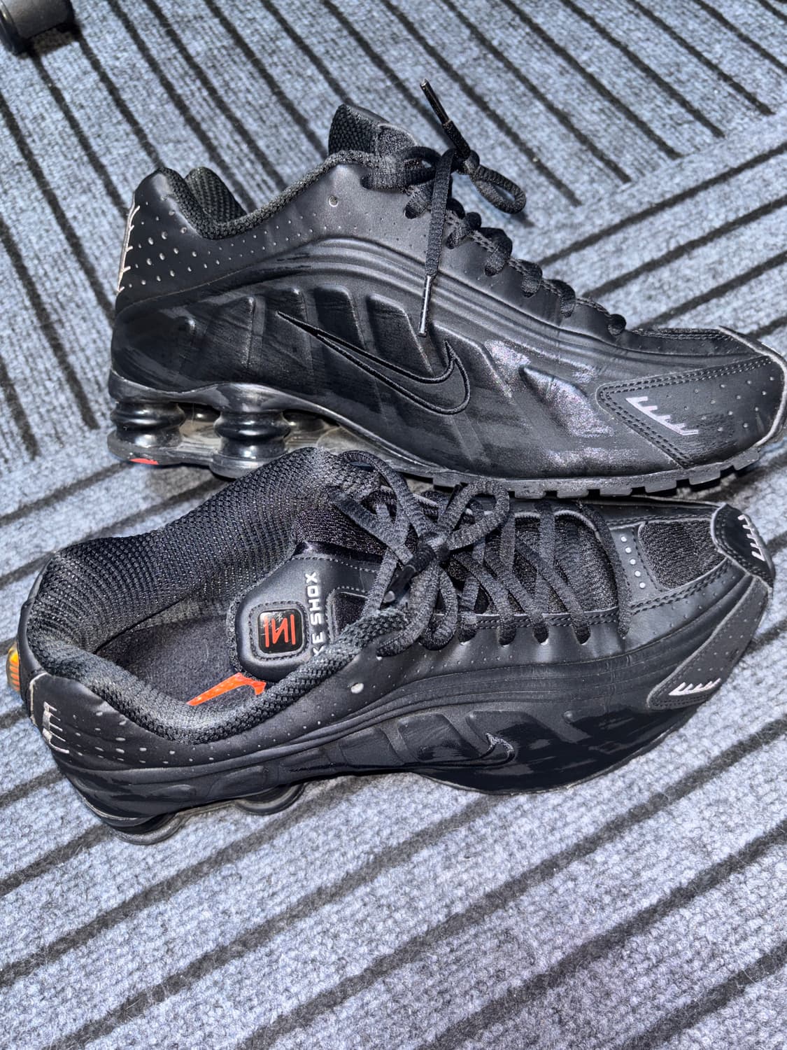 (W) 나이키 샥스 r4  블랙275 상품이미지2