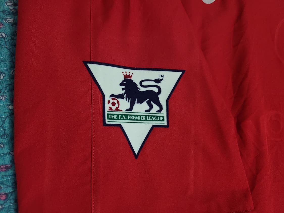 맨유 나이키 02/04 홈 no.7 베컴 (US XL) 상품이미지6