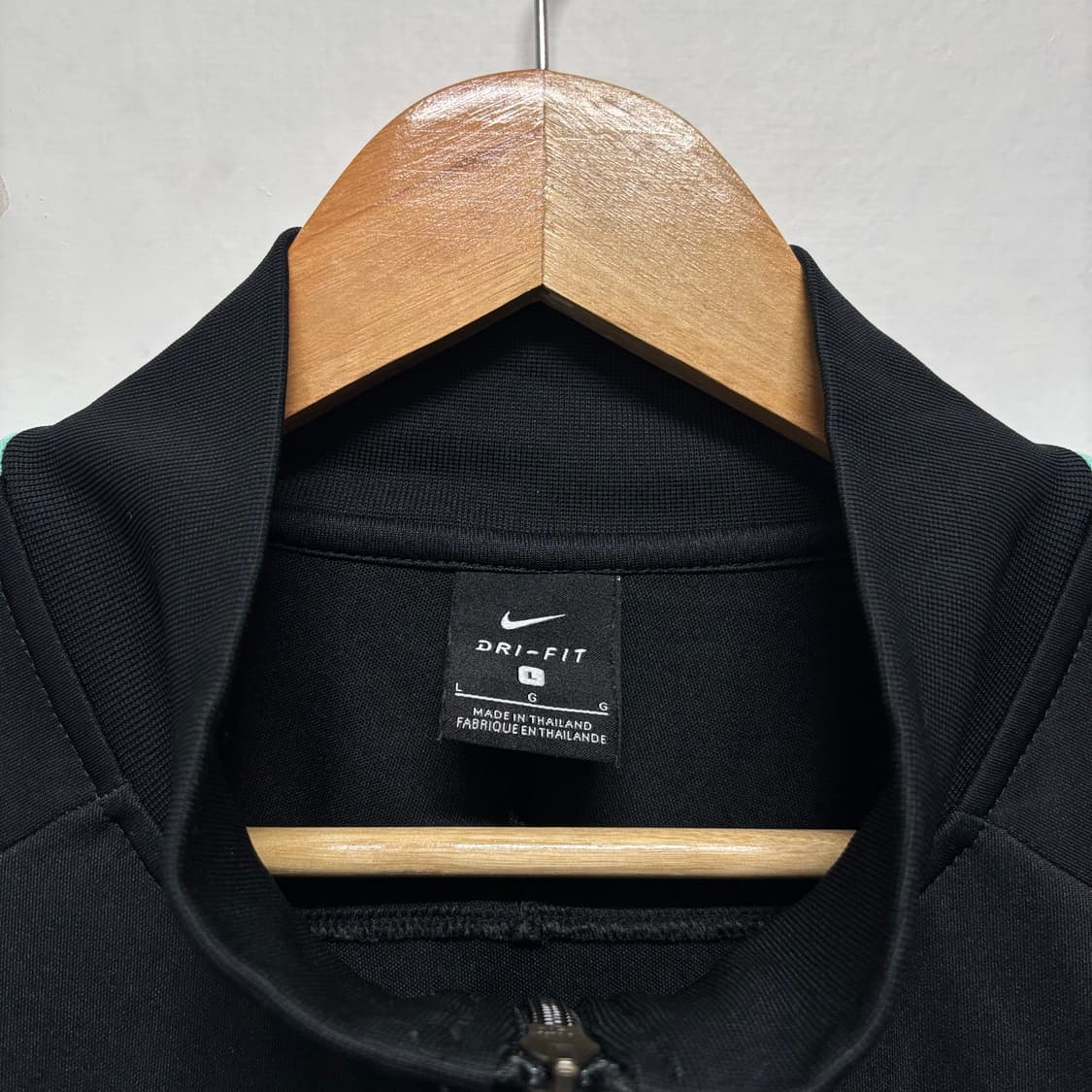 나이키 리버풀 앤섬 배색 트랙탑 상품이미지4