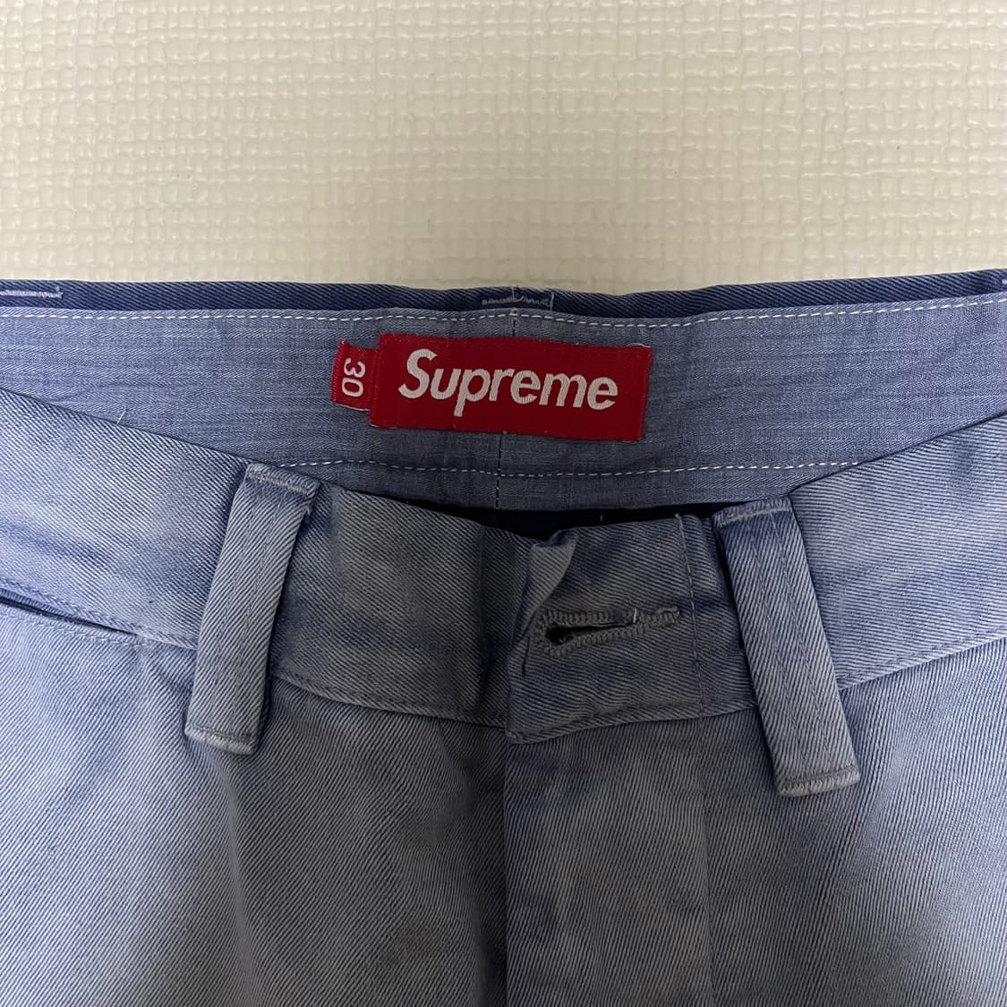 슈프림 핀업걸 치노 팬츠 워시드 네이비 상품이미지4