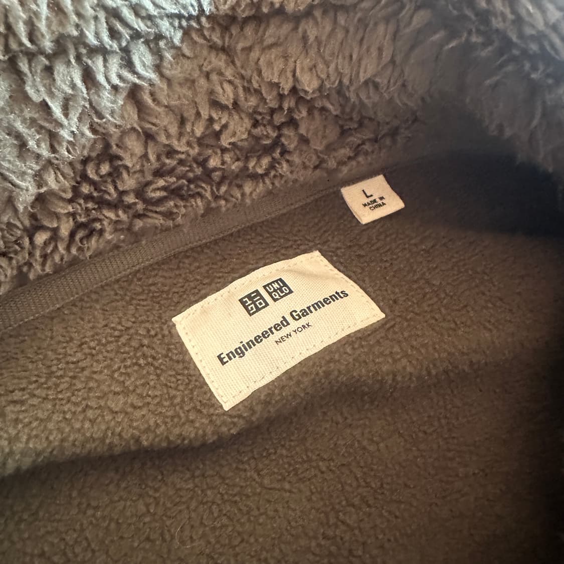 유니클로 x 엔지니어드 가먼츠 플리스 자켓 후리스 올리브 상품이미지2