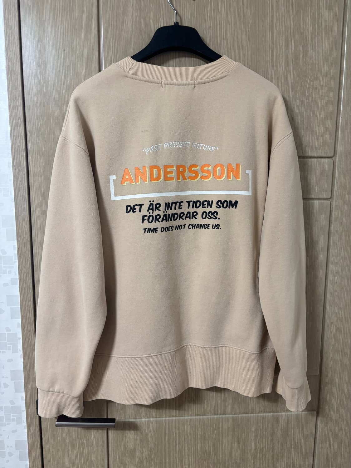 앤더슨벨 맨투맨 티셔츠 베이지 상품이미지5