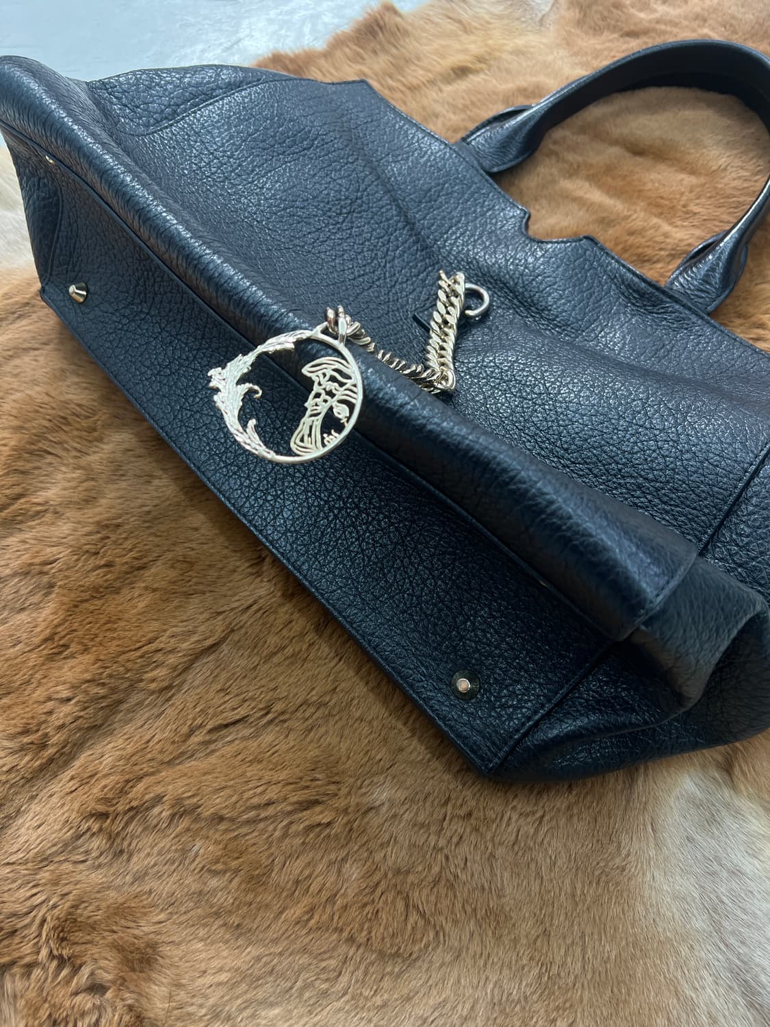 베르사체 레더 백 상품이미지4