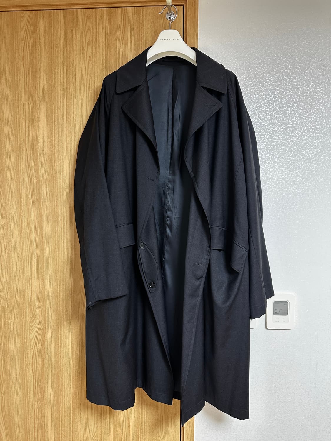 (3 현재5) 브라운야드 로브 코트 - 차콜 상품이미지2