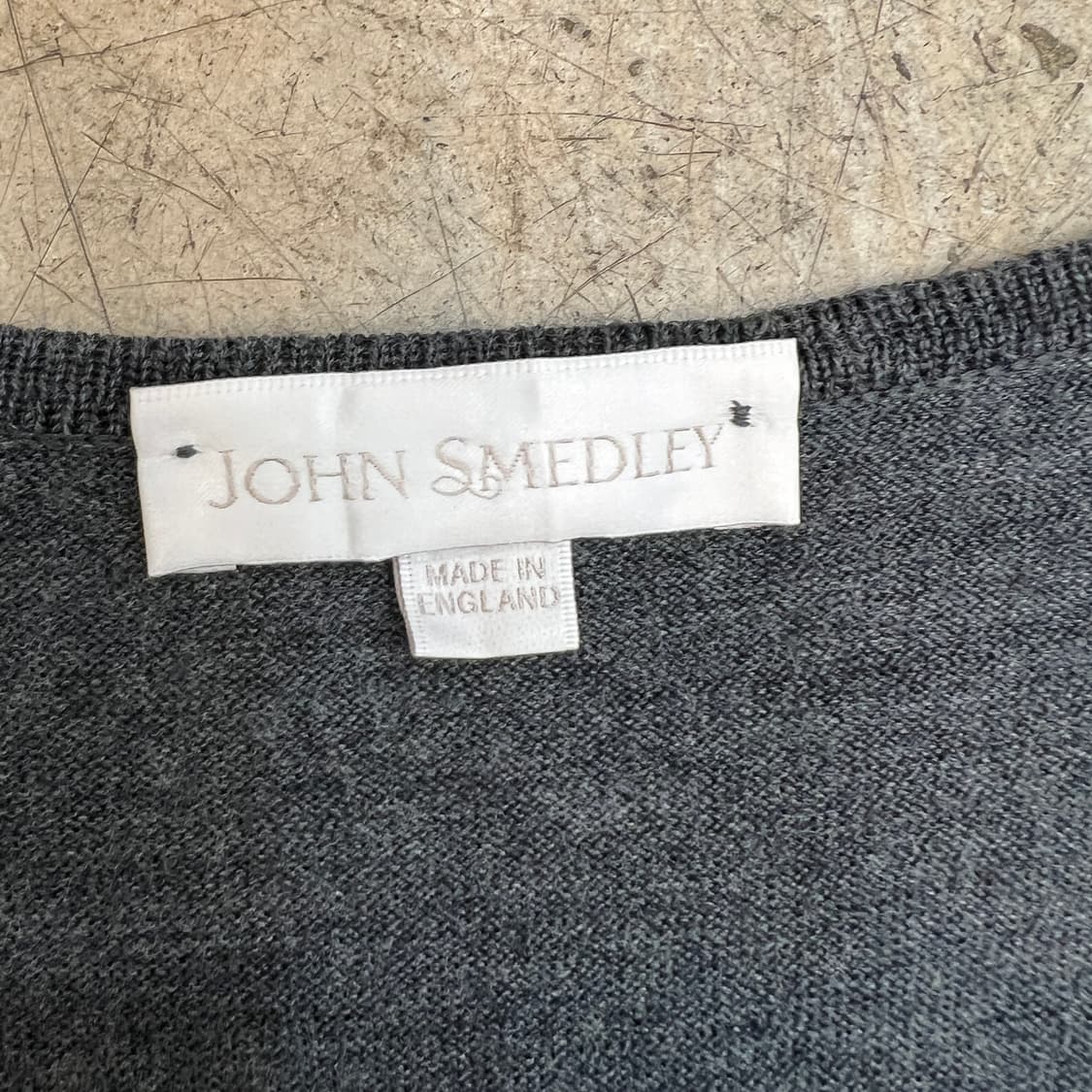 존스메들리 v넥 니트 상품이미지6