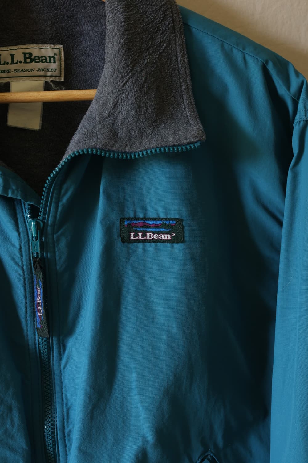 엘엘빈 웜업 자켓 
M~L 상품이미지2