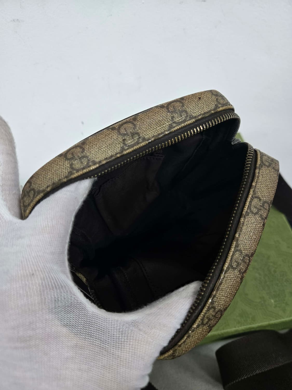 [보증서 정품] 구찌 시그니처 메신저백 상품이미지1