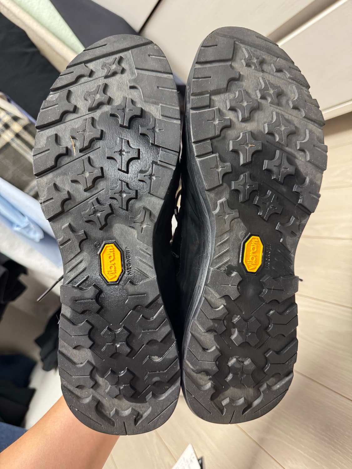 아크테릭스 컨실 FL 블랙 카본 카피 275 상품이미지3