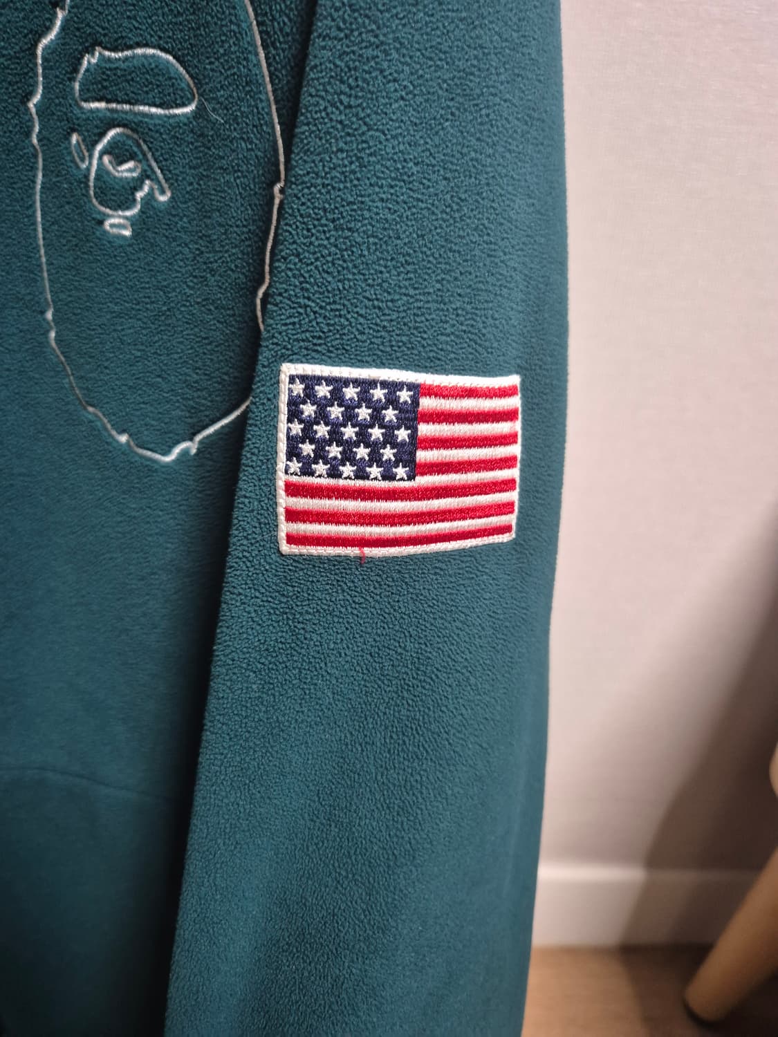 베이프x챔피온 플리스 집업 판매합니다 상품이미지4