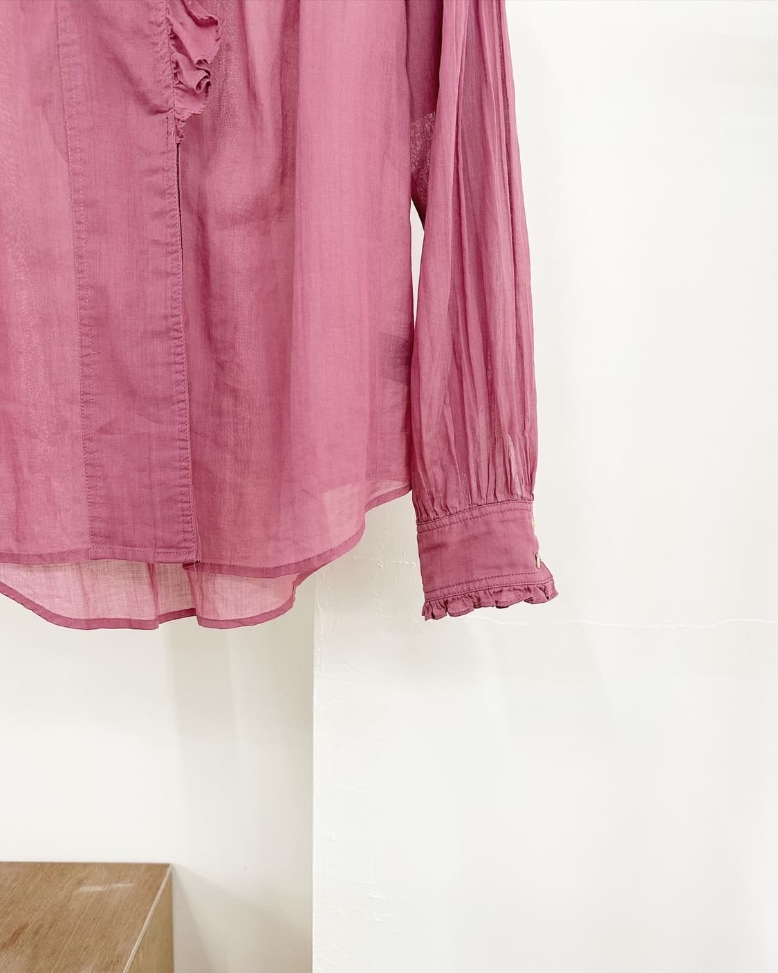 이자벨마랑 핑크 프릴 코튼 셔츠 상품이미지5