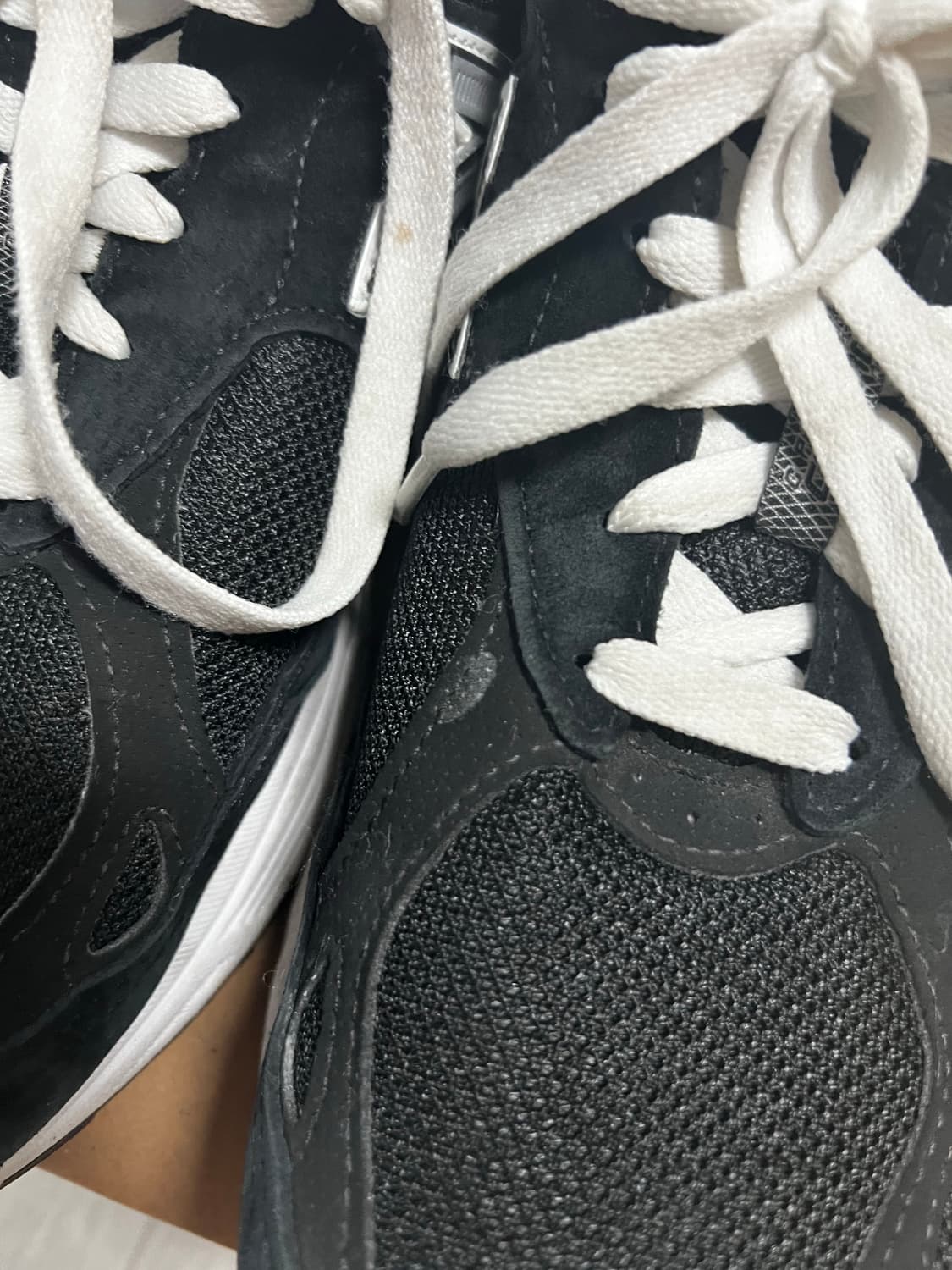 뉴발 990v3 블랙 285 상품이미지3