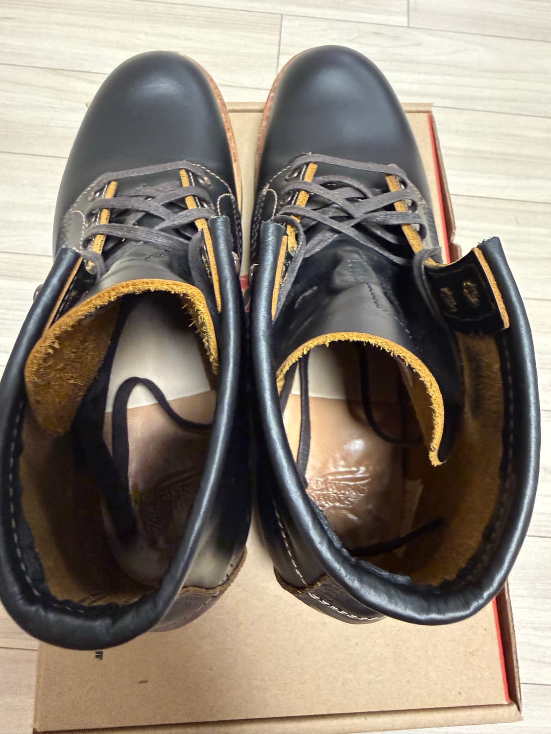 레드윙 벡맨 플랫박스 9060  275 상품이미지3