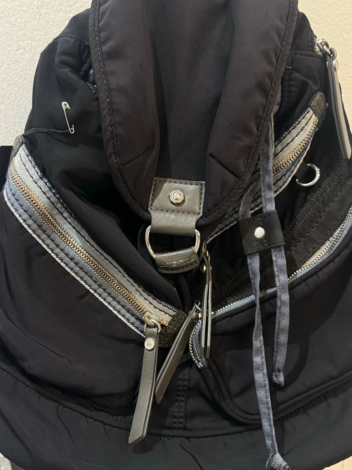 Diesel Multi-Pocket Nylon Backpack 상품이미지4