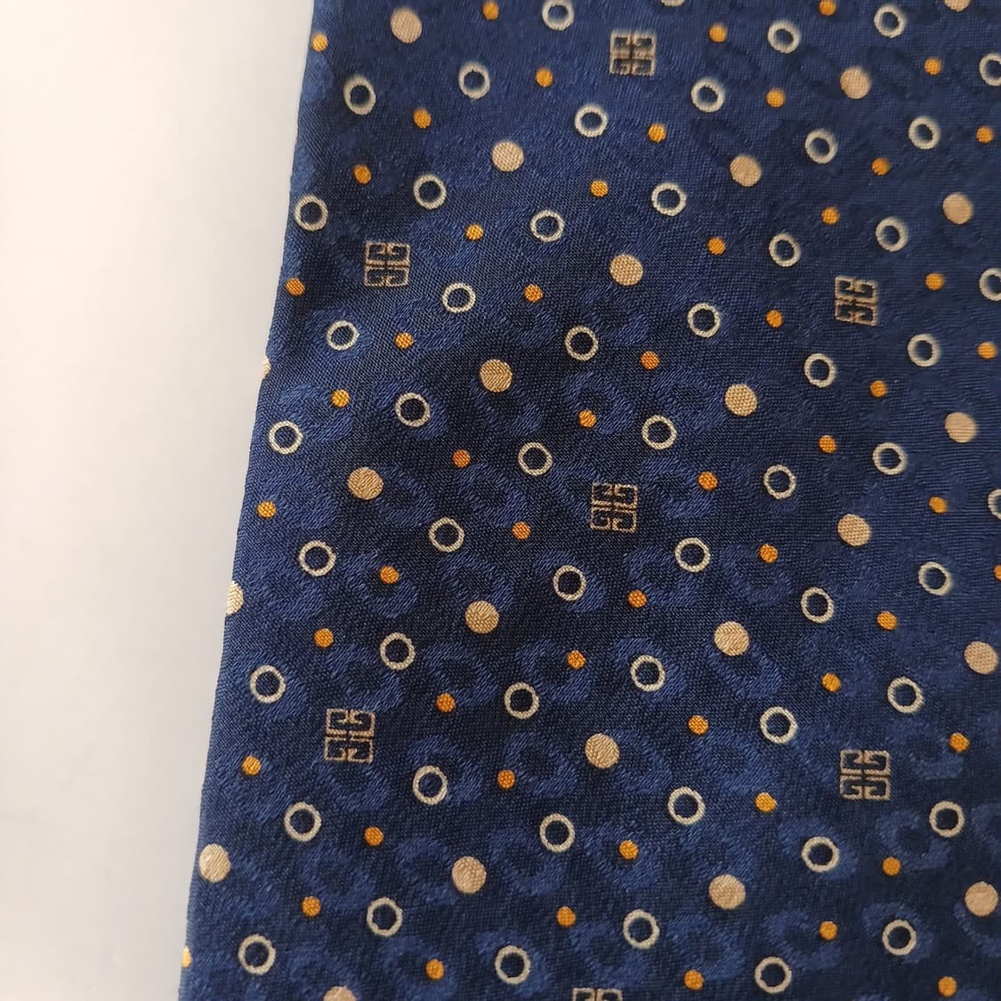 지방시 실크 네이비 4G로고 포인트 넥타이 9.3cm A등급 A19033 상품이미지7