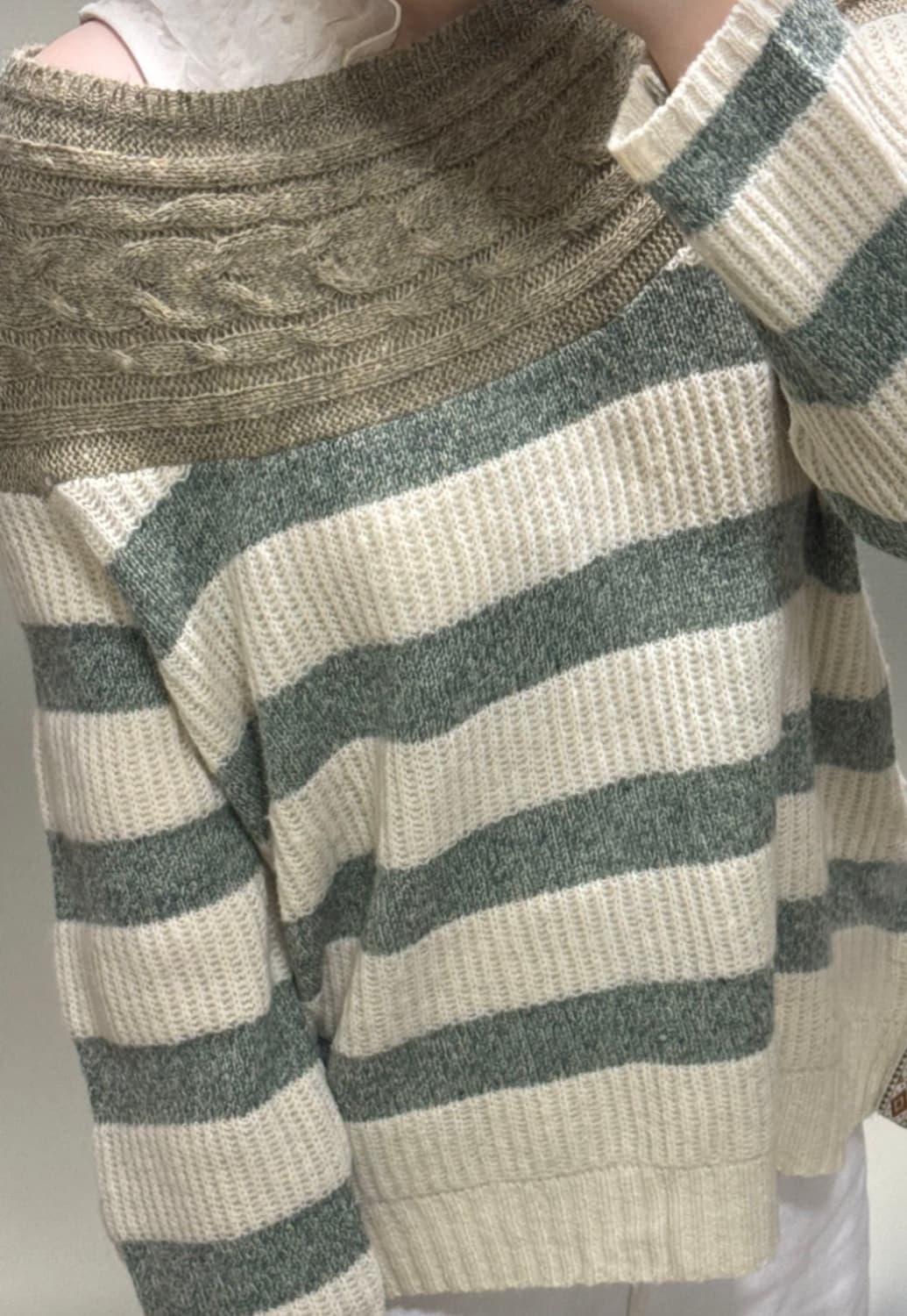 여리핏 빈티지 꽈배기 배색 니트 ( 착샷 O ) 상품이미지2