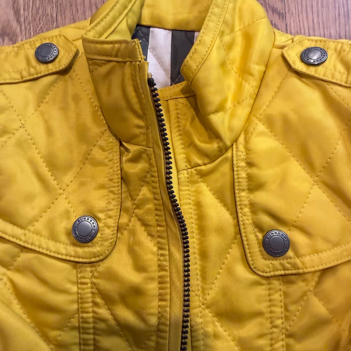 버버리 키즈 퀄팅 자켓 상품이미지2