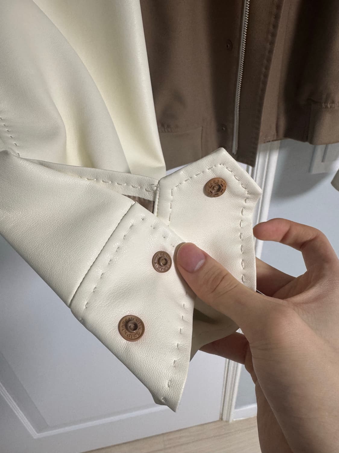 인템포무드 러닝 스티치 스타디움 점퍼 m사이즈(새상품) 상품이미지9