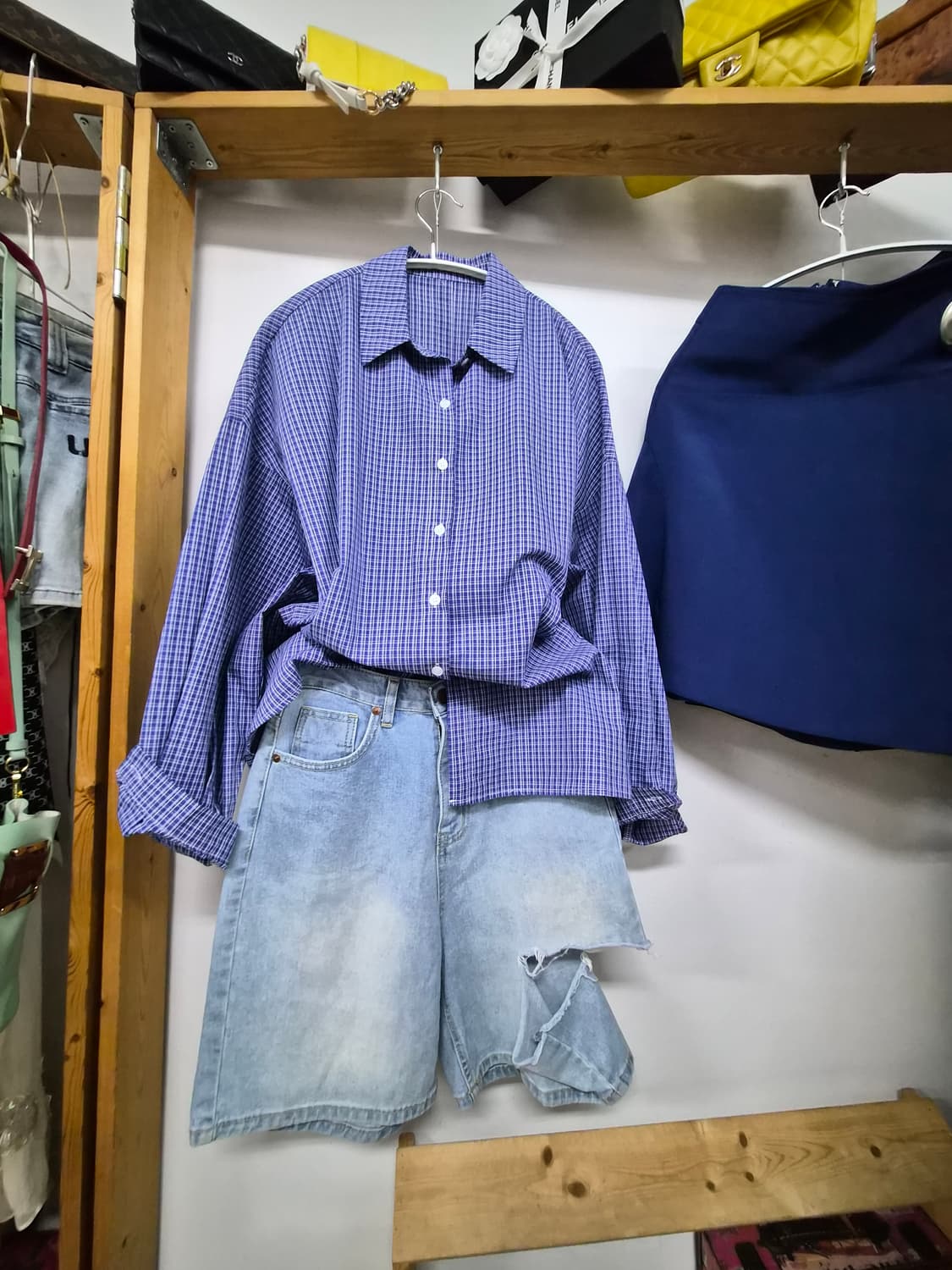 백오픈 체크 박시셔츠. 시스템 플레어스커트 상품이미지10