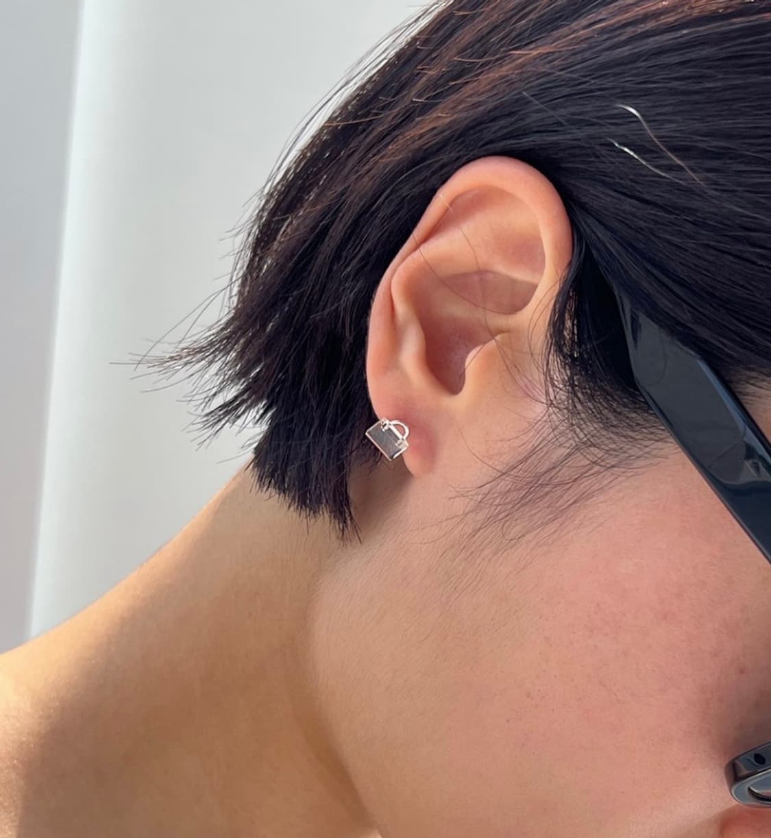 Coldframe padlock earings 콜드프레임 자물쇠이어링 상품이미지2